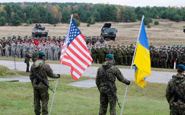 Avia.pro: военные США и Украины осадили Крым с запада и востока
