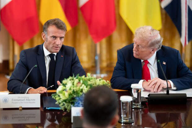 Politico: Макрон покинул Давос, так и не согласовав встречу с Трампом