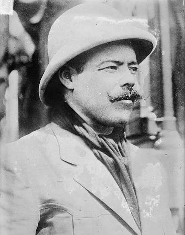 Мексиканский Робин Гуд Хосе Доротео Аранго Арамбула.
