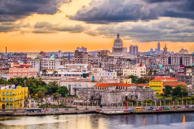 Гавана — один из красивейших городов планеты (Куба). | Фото: lostraveleros.com.