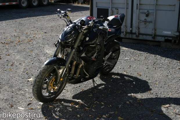 Стритфайтер Suzuki GSX-R1100 1986