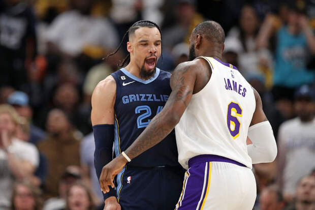Dillon Brooks tauntin LeBron James 