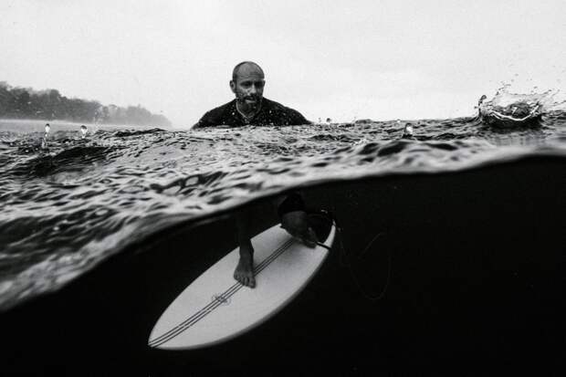 Волны и серферы 2019 в фотографиях финалистов премии Nikon