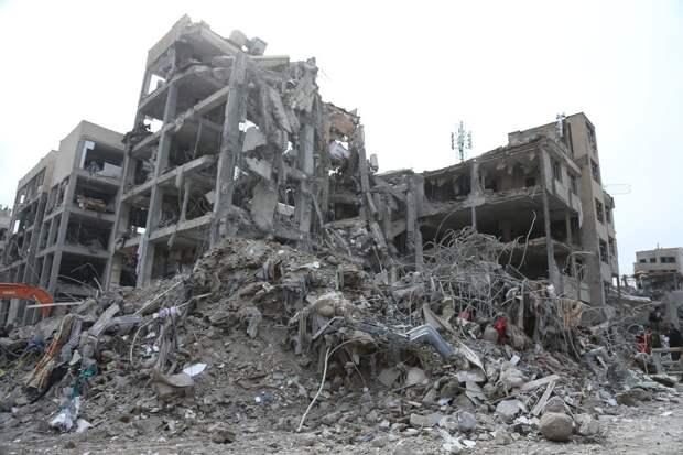 Путин: выступавшие против СВО деятели культуры молчат об атаках на Иран