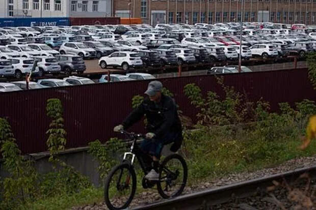 Один из крупнейших в России автоконцернов столкнулся с обрушением продаж