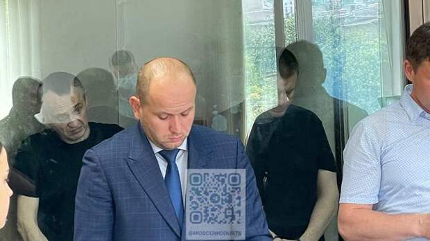 Бывшему главному коммунальщику Минобороны РФ назначили 9 лет колонии за взятку