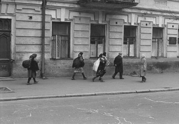Киев во времена перестройки в фотографиях Александра Ранчукова Киев во времена перестройки в фотографиях Александра Ранчукова