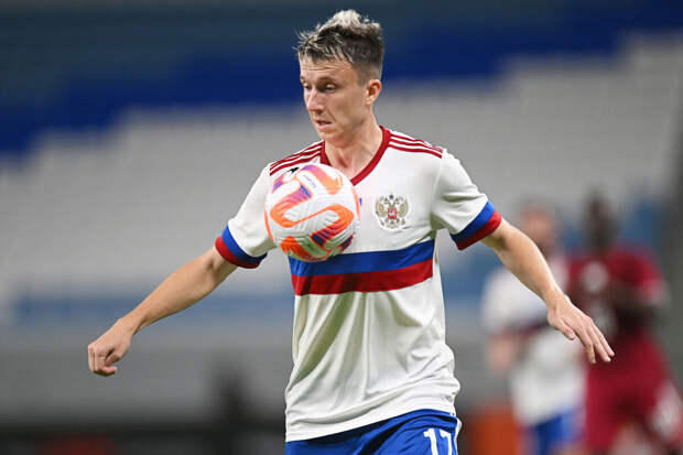 Головин и Сафонов присоединятся к сборной России на тренировочной базе в Адыгее