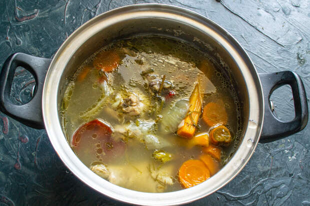 Авголемоно – греческий куриный суп