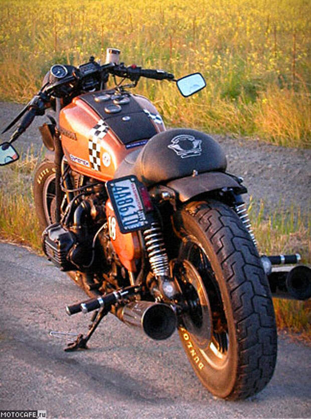 Каферейсер Vyper из 1978 Honda Goldwing