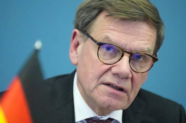 Глава МИД ФРГ объяснил перебои с поставками ракет Украине