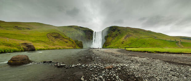 7987718266 8d86c74179 b Скогафосc   самый знаменитый водопад Исландии