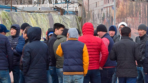Подмосковный нонсенс: полиция действует на стороне мигрантов против русских