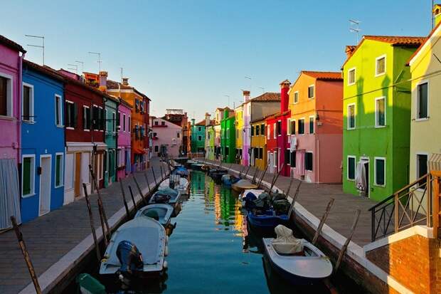 Картинки по запросу Бурано, островной квартал Венеции, Италия