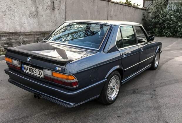 BMW 535i E28 "Акула": таких уже не делают bmw, авто, автомобли, обзор, ретро авто, седан, тест-драйв, янгтаймер