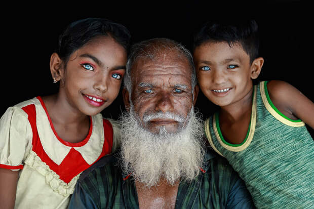 Мухаммад Амдад Хоссейн Бангладеш Прекрасные глаза Портрет. Герой нашего времени, одиночные фотографии  