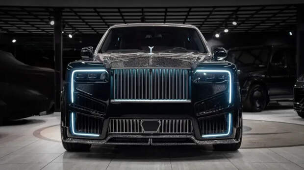 В Москве выставили на продажу уникальный Rolls-Royce Cullinan от Mansory за 190 миллионов рублей