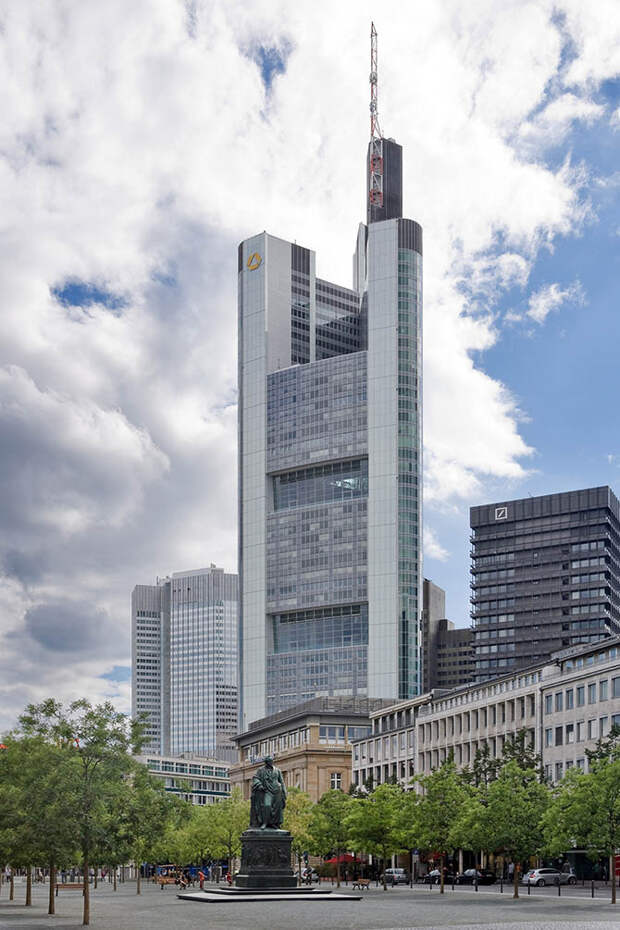 10 самых высоких зданий Европы