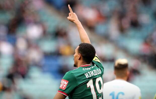 Седьмой гол Изидора, два удаления и драка! Как «Сочи» и «Локо» сыграли в пользу ЦСКА