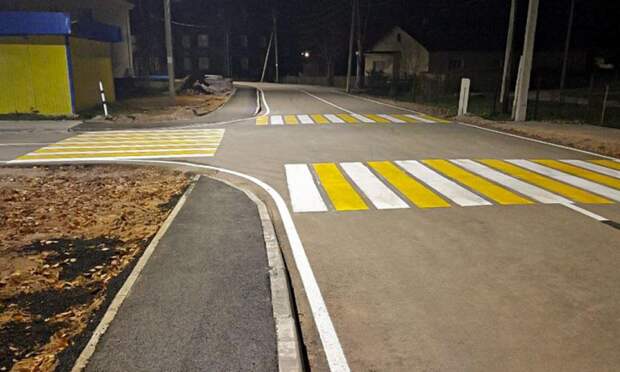 В поселке Няндомского округа впервые заасфальтировали главные улицы