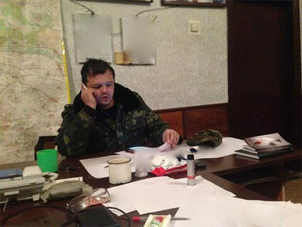 Украинские СМИ: комбат Семенченко контужен и попал в ДТП Украинские СМИ: комбат Семенченко контужен и попал в ДТП