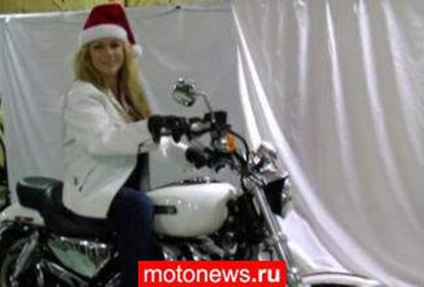 Продаст байк вместе с… женой