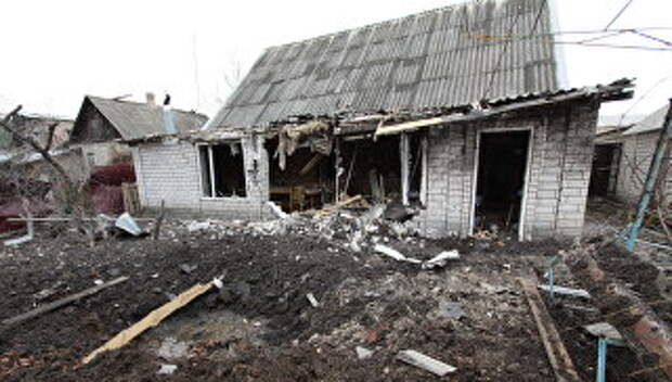 Дом в городе Ясиноватая, пострадавший из-за обстрела. Архивное фото