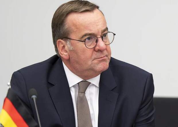 Писториус: Европа берет в свои руки оборону с помощью обычных вооружений