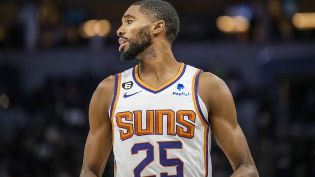 Mikal Bridges celebrates a basket.