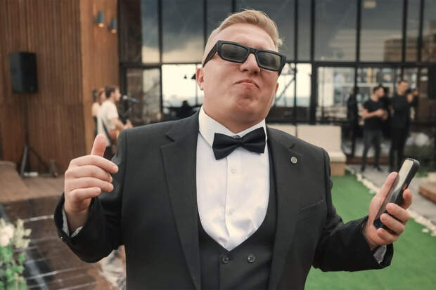 Уральский рэпер Витя АК планирует выпускать одежду под собственным брендом