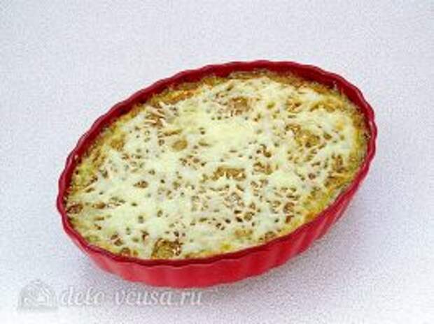 Запеченная белокочанная капуста с сыром готова