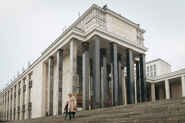 Что у «Ленинки» внутри? (ФОТО)