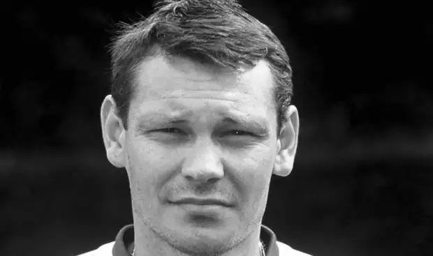 Бывший футболист сборной России Мандреко скончался в возрасте 50 лет