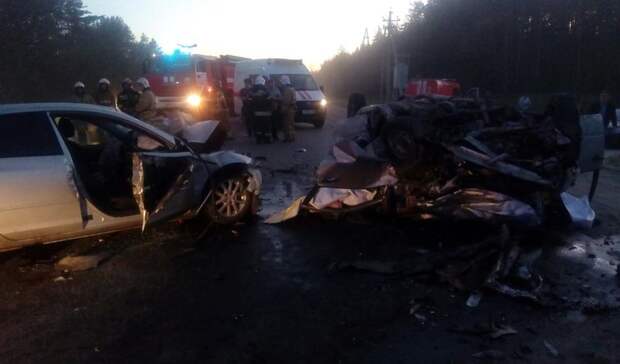 Страшная авария унесла жизни трех человек в Балахнинском районе