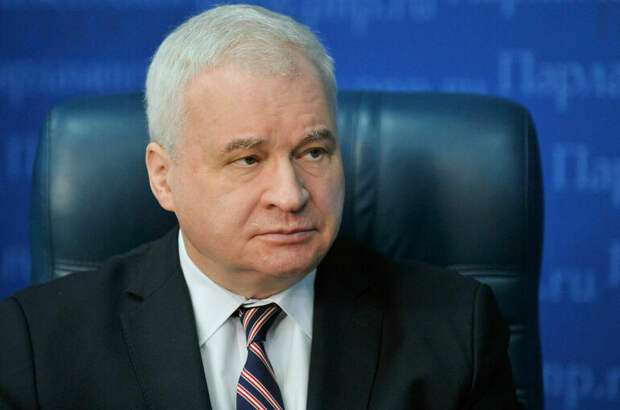 Сенатор Денисов считает, что авторитет БРИКС в мире будет нарастать
