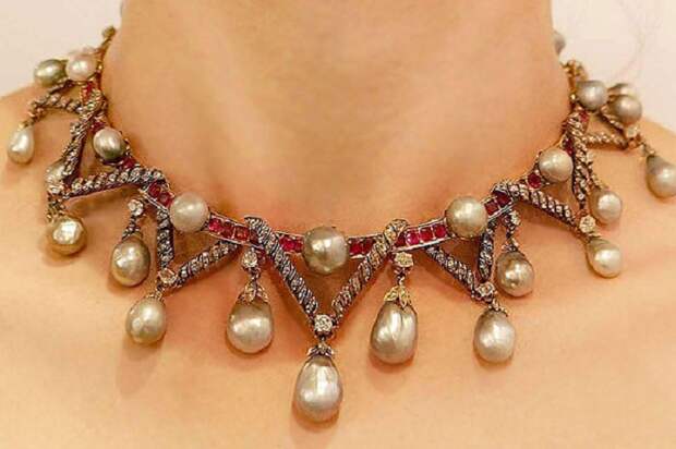 Ожерелье. Жемчуг из Мексиканского залива и Панамского моря, бриллианты и рубины