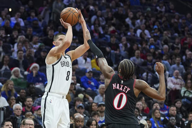 Дёмин угомонил «Большое трио» «Филадельфии». Второй среди новичков по трехам — Triple Double