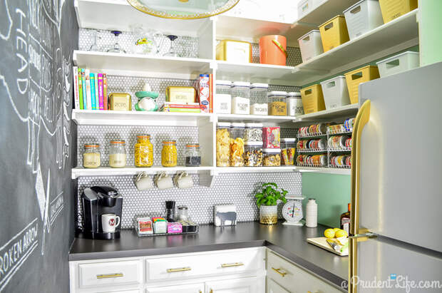 pantry-makeover-after-de