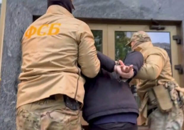 Завербованные Украиной террористы и шпионы продолжают выполнять задания кураторов на территории РФ Завербованные Украиной террористы и шпионы продолжают выполнять задания кураторов на территории РФ