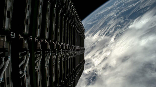 Спутниковый интернет Илона Маска заработал в Казахстане: анлим за 4500 рублей