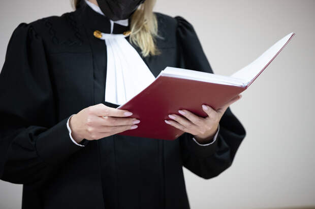 Жителя Щёкинского района оштрафовали за нацистский лозунг в мессенджере