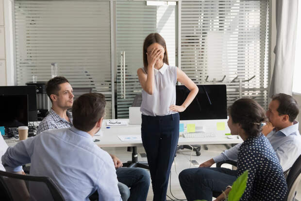 Врач рассказала о способах перестать краснеть на публике