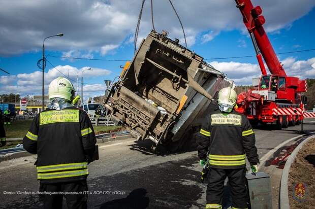 В апреле московские спасатели оказали помощь 65 пострадавшим alt