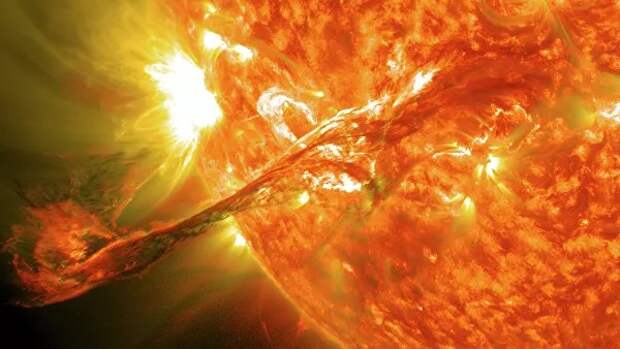 На Солнце за день произошло 15 мощнейших вспышек