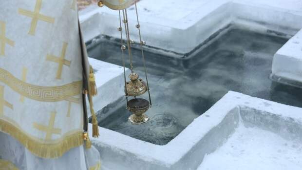 Врач и депутат рассказал барнаульцам, как правильно окунаться в купель на Крещение