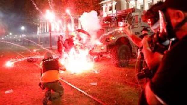 Америку всколыхнула новая волна протестов