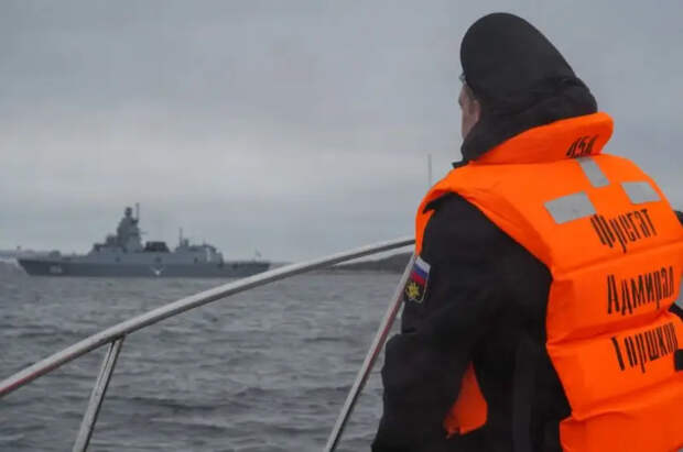 Отряд боевых кораблей ВМФ РФ вместе с атомной многоцелевой подлодкой взял курс на Кубу