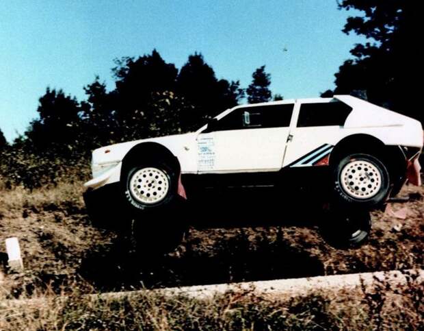 Этот кадр сделан в Тоскане на обычных тестах Lancia Delta S4 перед Ралли Санремо 1986 года. За рулём – Мики Биазон lancia, Тесты, авто, автомобили, автоспорт, гоночный автомобиль, ралли
