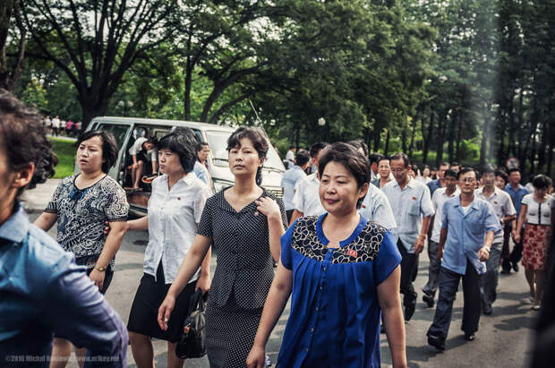i-took-and-smuggled-these-out-of-north-korea-illegal-photos-kim-doesnt-want-you-to-see-19__880