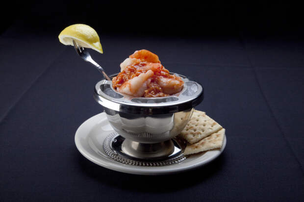 Коктейль из креветок в ресторане «St. Elmo Steak House»